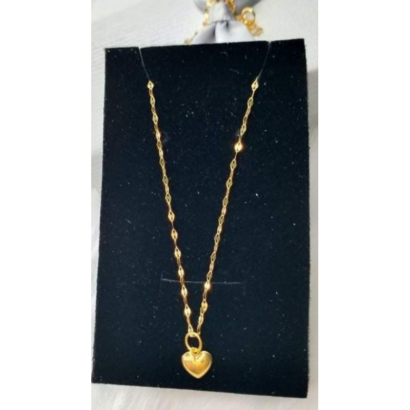 PAWNABLE 18k Saudi Gold Necklace (half heart) 18