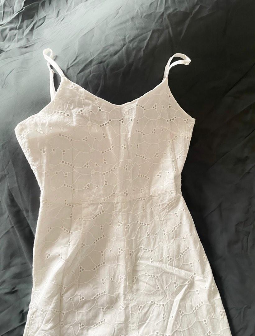 Playdress Eyelet White Jumpsuit (Category: Jumpsuits) located in Singapore. Submitted by chersthings (Listing ID 1189375205, Image 1). Description: Almost like new, worn only a few times Size S but fits a UK 6.