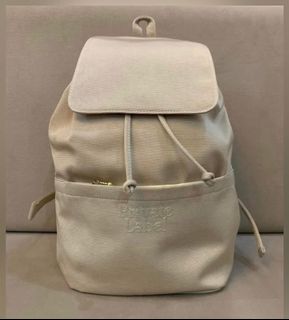 (Category: ) located in . Submitted by kstylethrift (Listing ID 1189355678, Image 1). Description: .