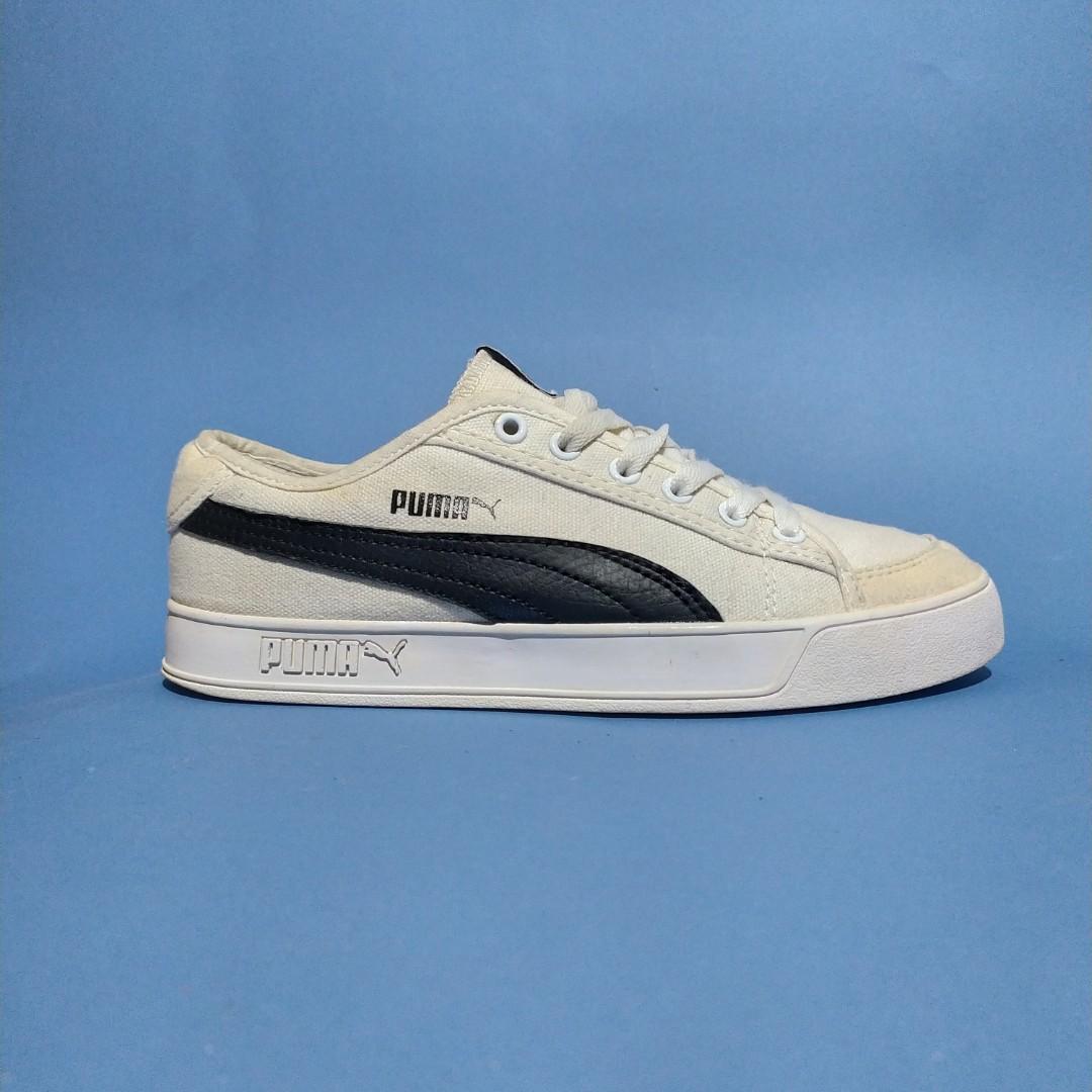 Puma Smash V2 Vulc CV, Fesyen Wanita, Sepatu di Carousell