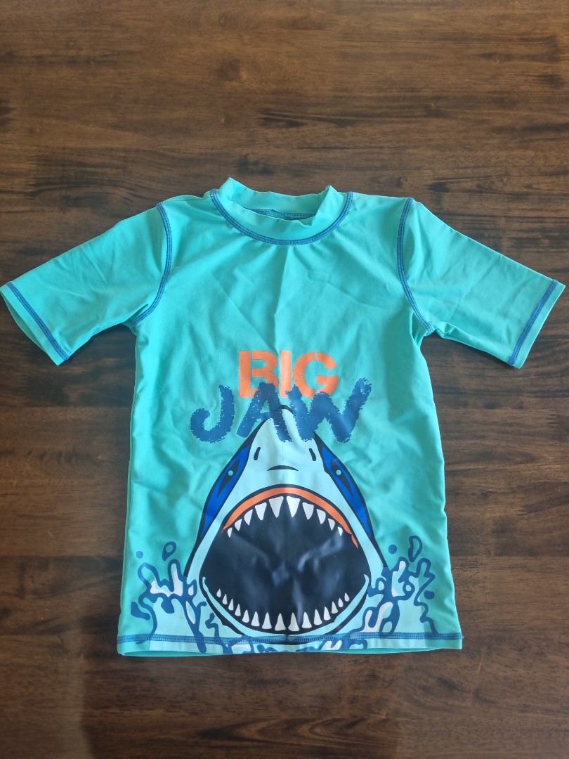 rash-guard-top-kids-size-8-babies-kids-babies-kids-fashion-on