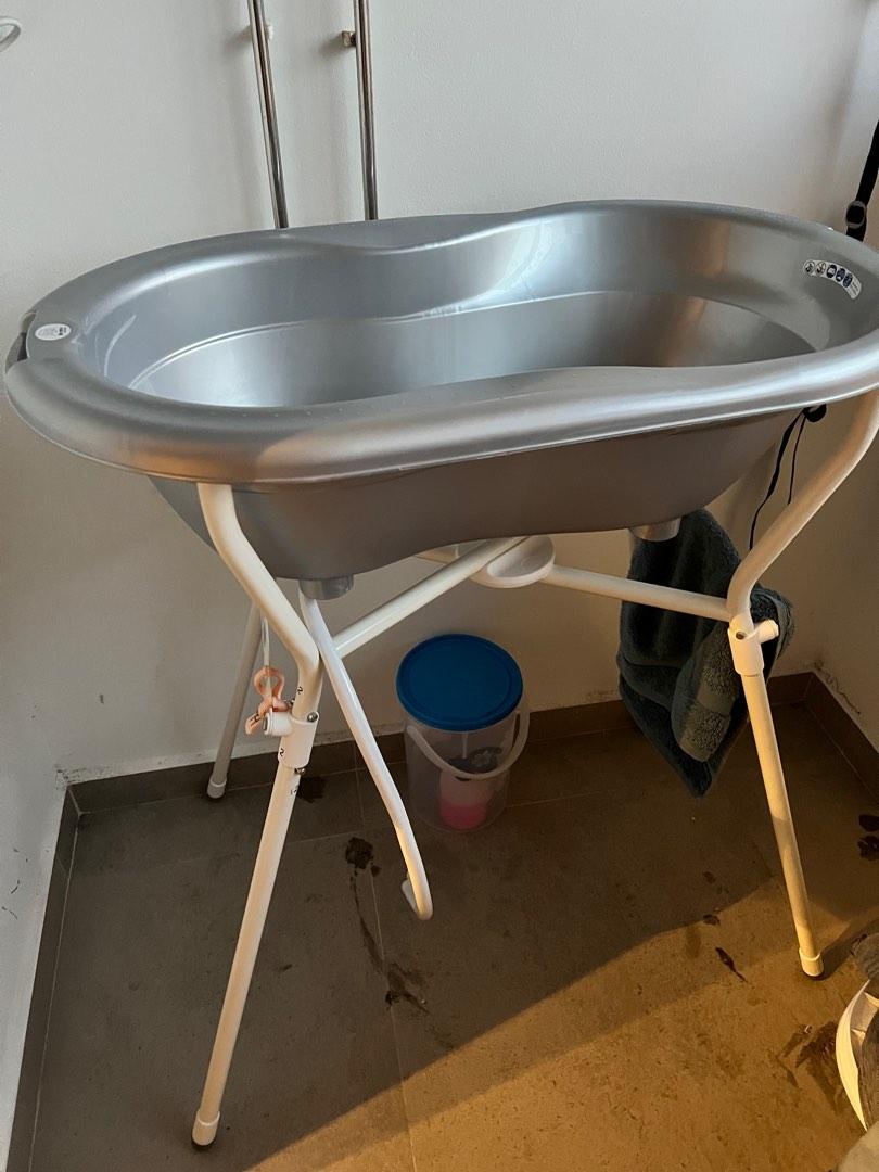 Rotho Bath Tub & Stand, Babies & Kids, Bathing & Changing, Bathtub