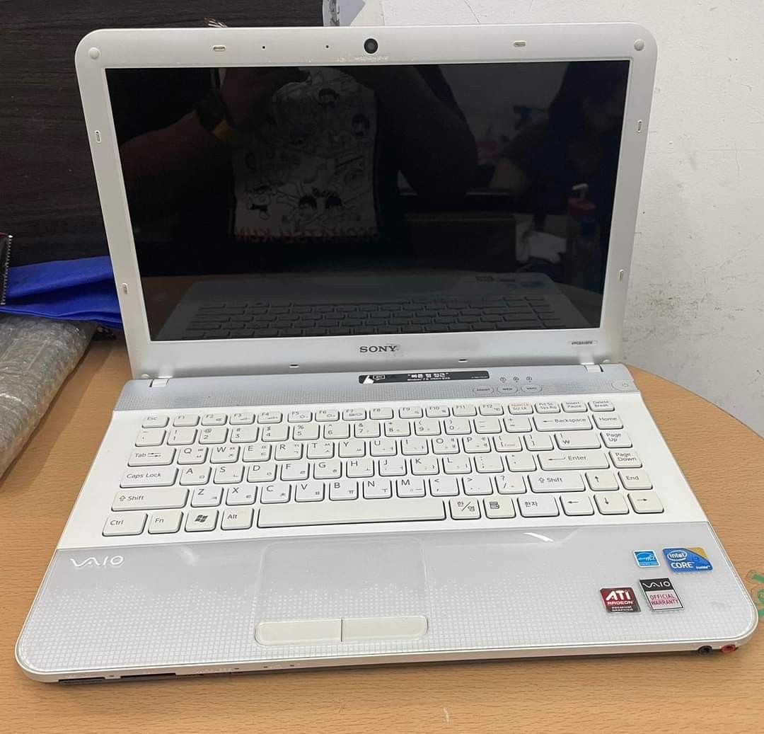 sony laptops white