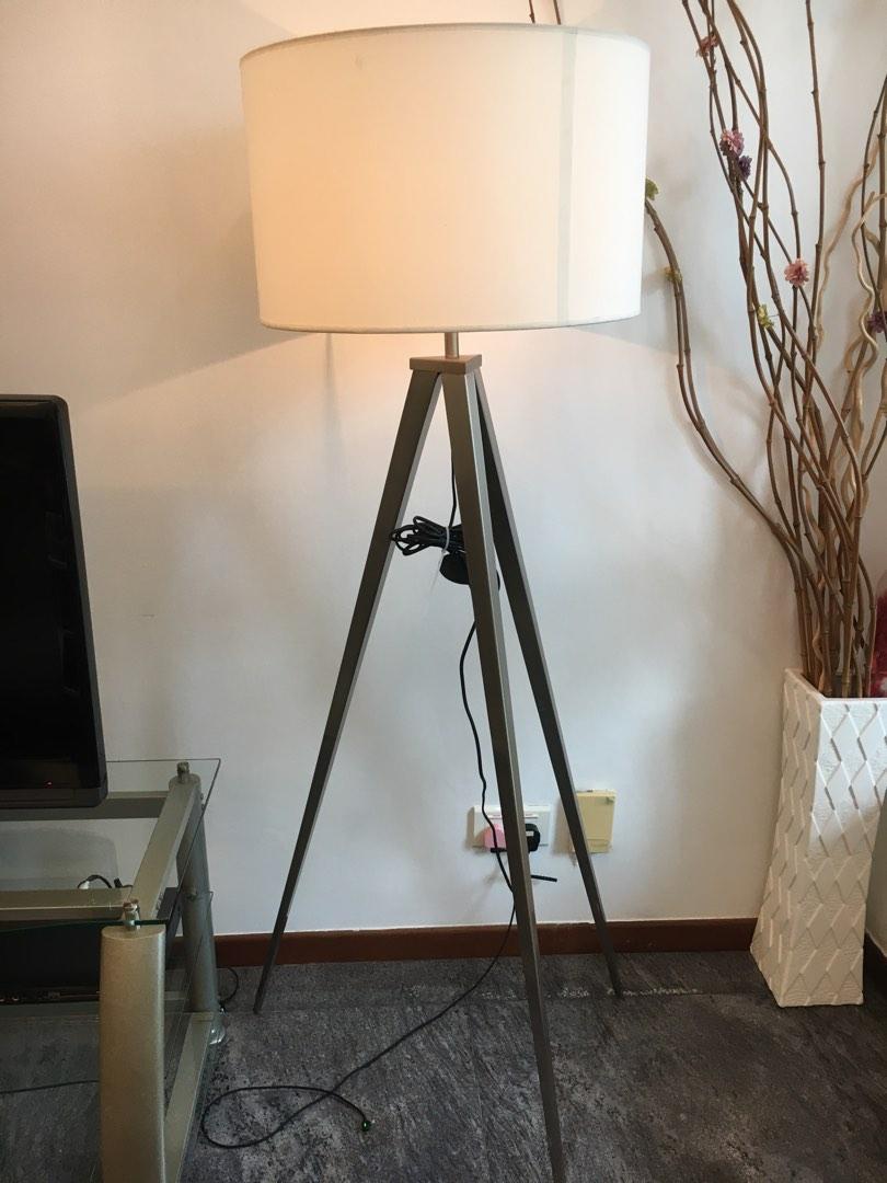 Alpine tripod floor shop lamp