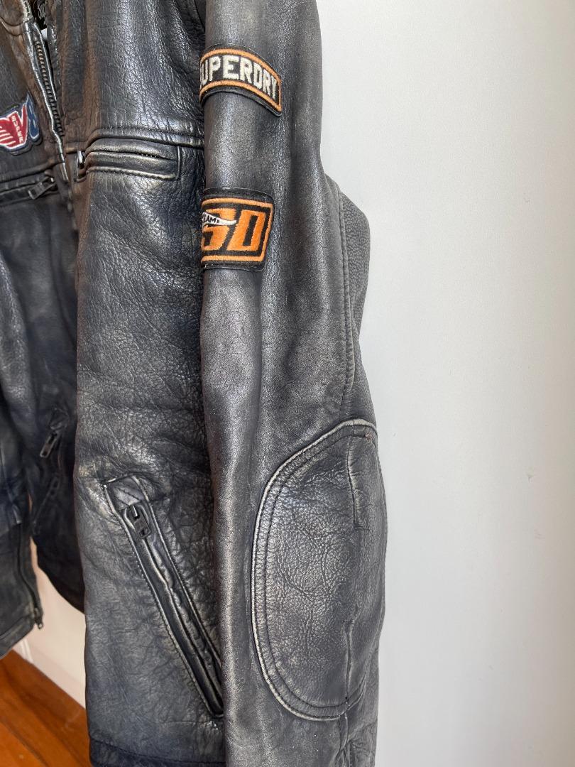 Superdry endurance road trip hotsell