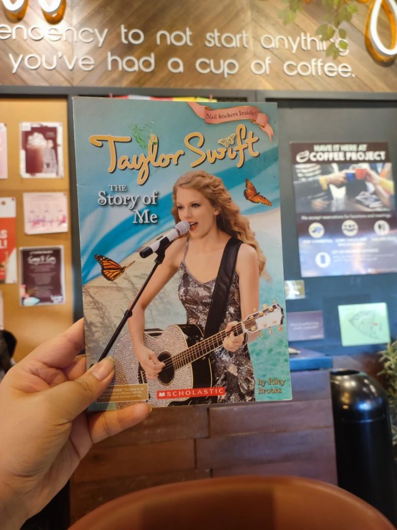 Taylor swift the story of me book vintage collectible released 2012