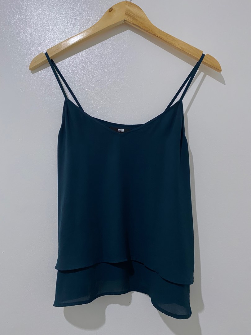 Uniqlo cami top, Women's Fashion, Tops, Sleeveless on Carousell
