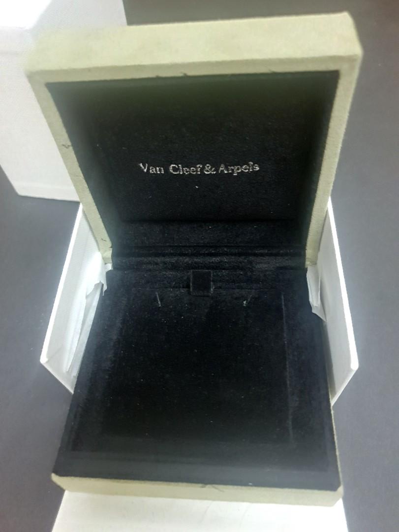 VCA Jewelry Box, Women's Fashion, Jewelry & Organisers, Accessory