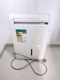 （分類：）位於 。 由 carrmenntann 提交（商品編號 1189364006，圖片 1）。簡介： 。