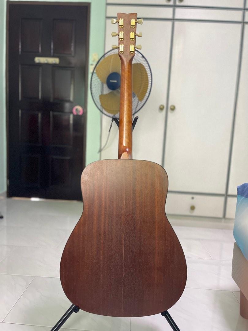 Yamaha fg 402 shop acoustic guitar price