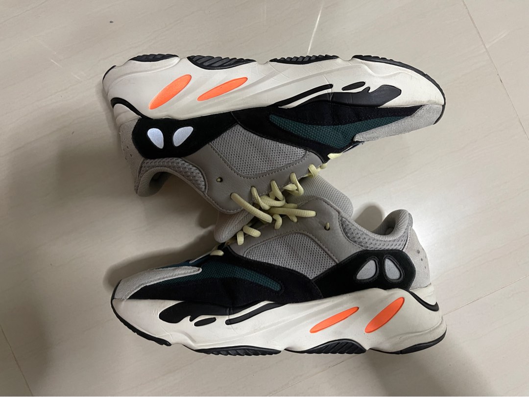 yeezy waverunner v2