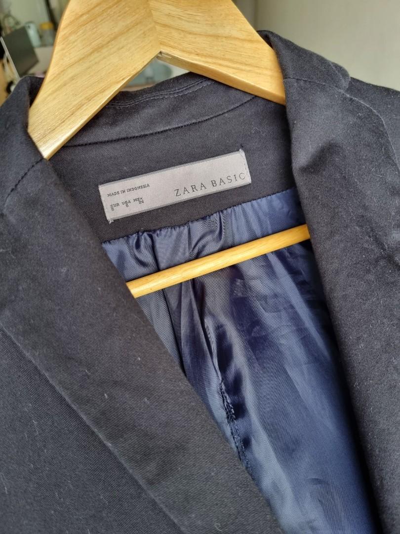 ZARA Basic Blazer Coat (Category: Other Tops) located in Kuala Lumpur. Submitted by Modevu_Fashion (Listing ID 1189438873, Image 3). Description: Brand : Zara gained weight, too tight for me now..