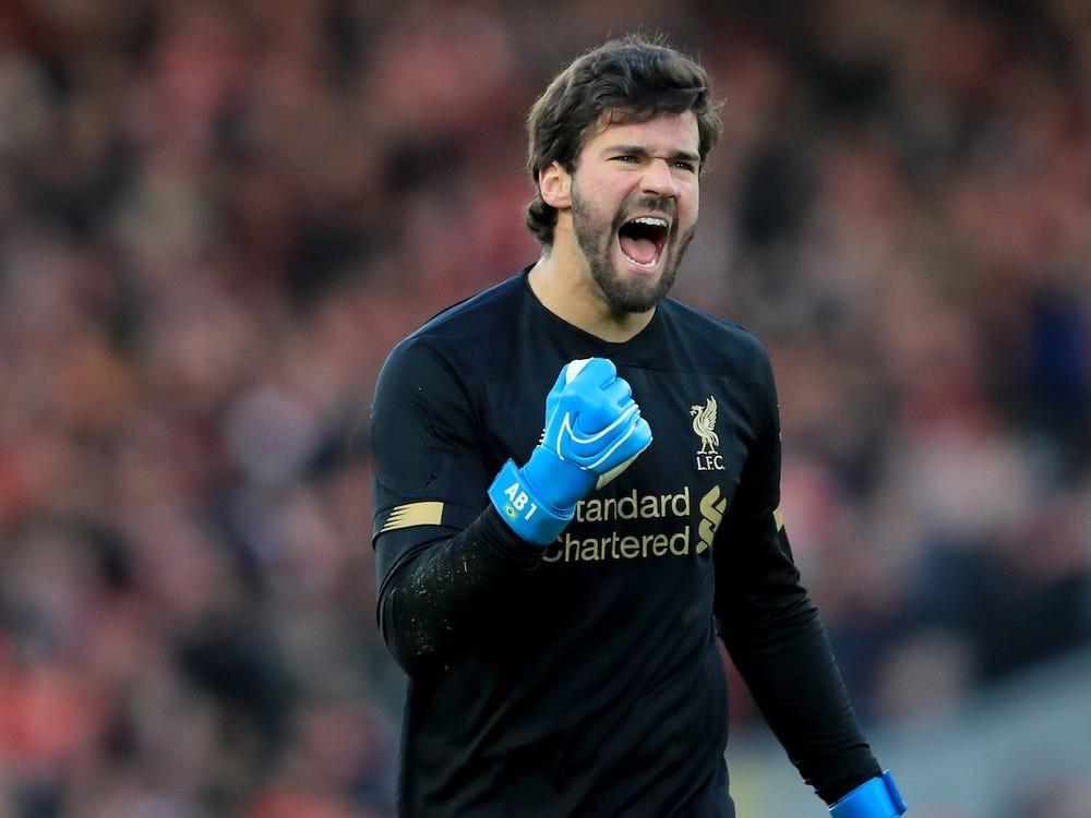 Liverpool goalkeeper short sleeve discount