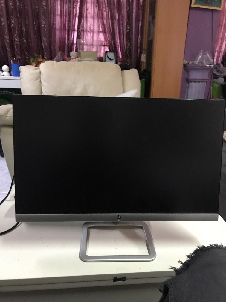 23 hp monitor. Bought this but used only twice., Computers & Tech