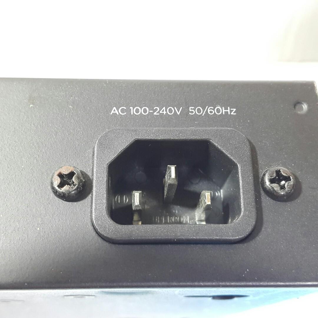 24 Port Gigabit Switching Hub, Computers & Tech, Office & Business