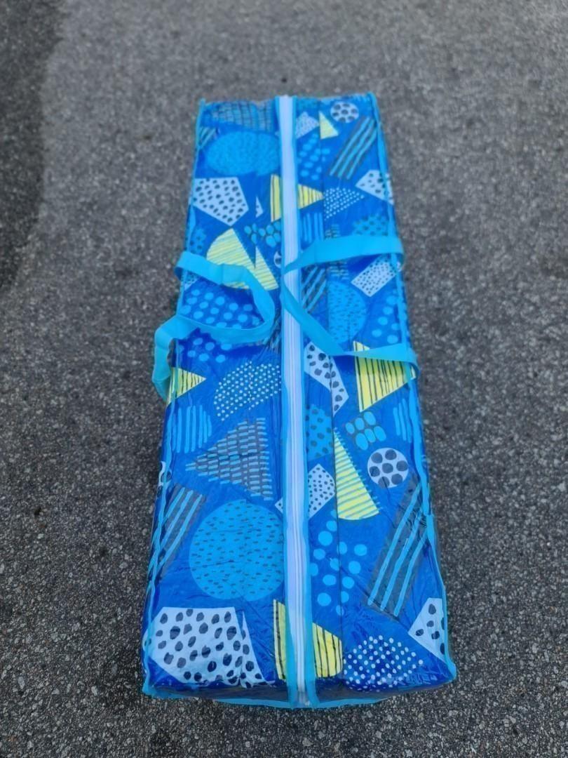 4" Foldable single size Foam mattress, Foam density 2426.made in