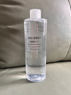（分類：）位於 。 由 koko555666 提交（商品編號 1189603846，圖片 1）。簡介： 。