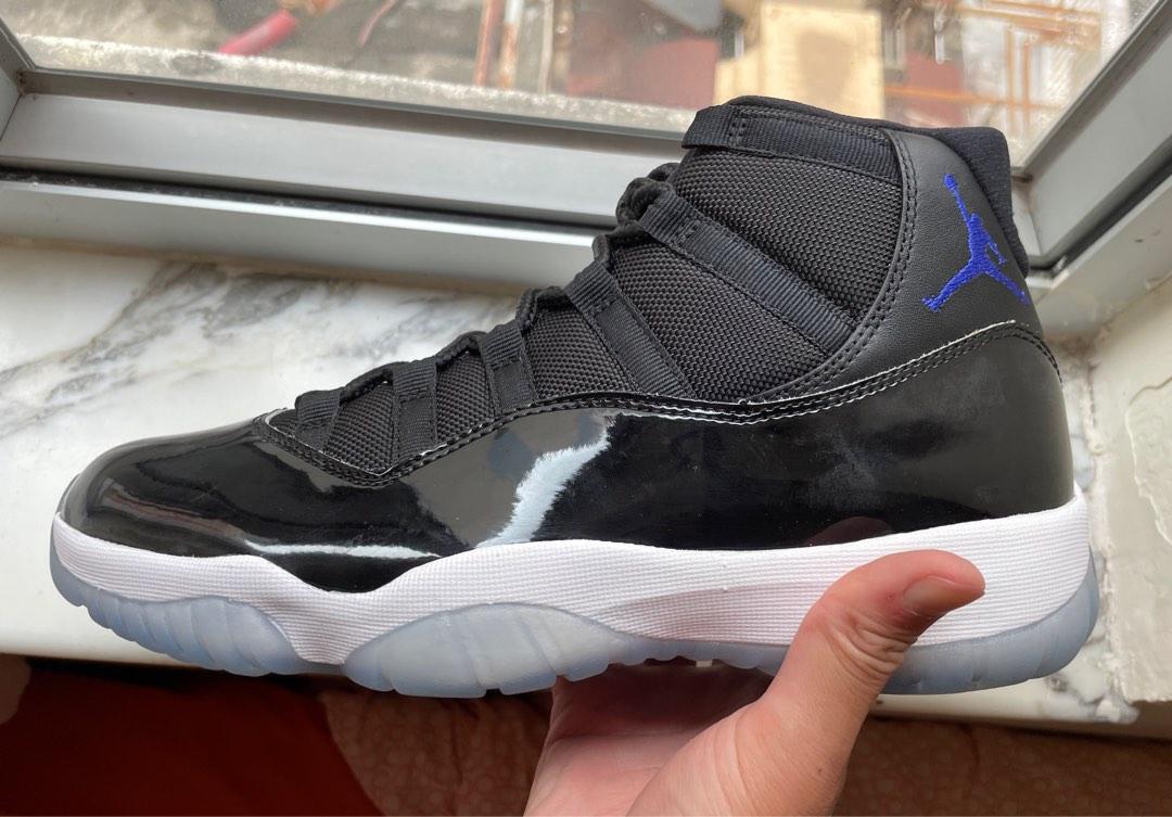 Jordan 11 mid top 2025