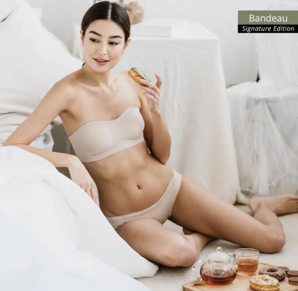 AIR-EE MULTI-WAY BANDEAU IN ALMOND NUDE (SIGNATURE EDITION), Women's  Fashion, New Undergarments & Loungewear on Carousell