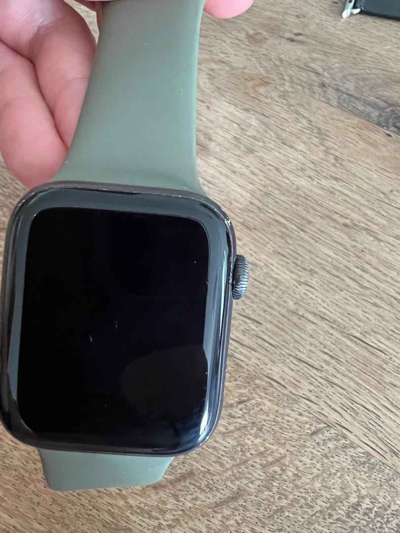 Apple Watch Series 5 44mm non cellular Mobile Phones Gadgets Wearables Smart Watches on Carousell