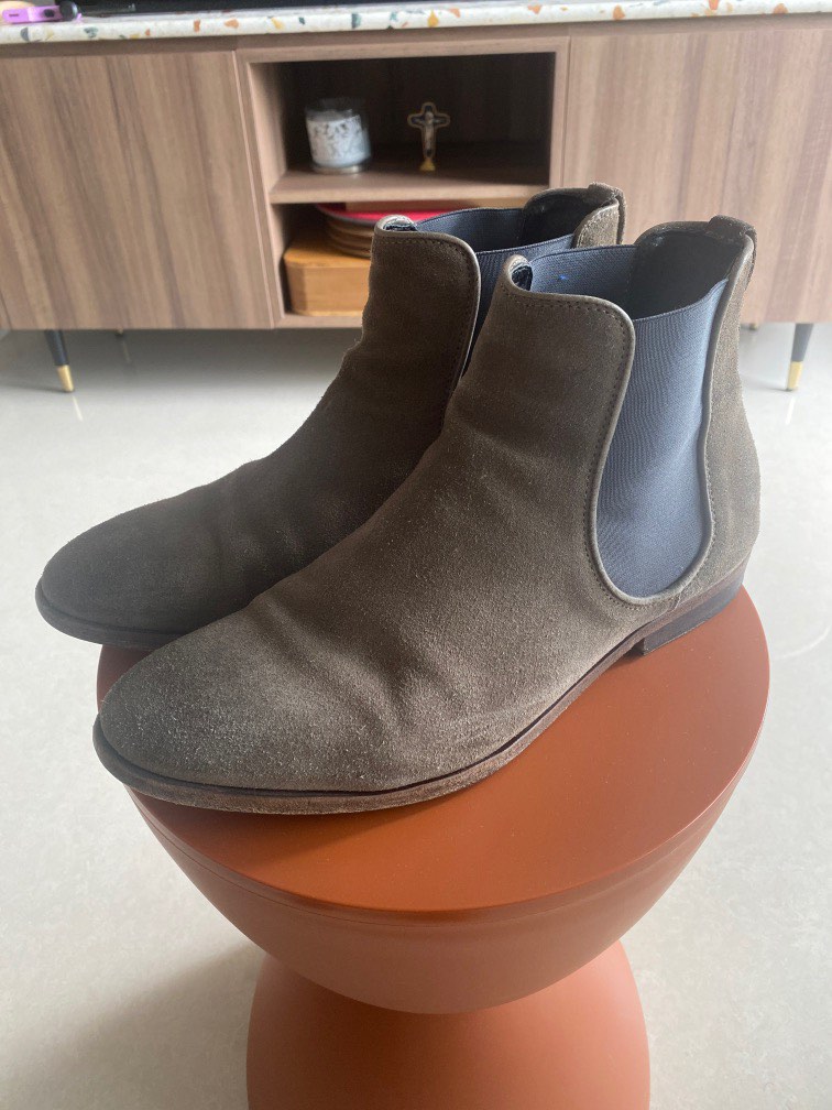 Aquila Suede Chelsea Boots