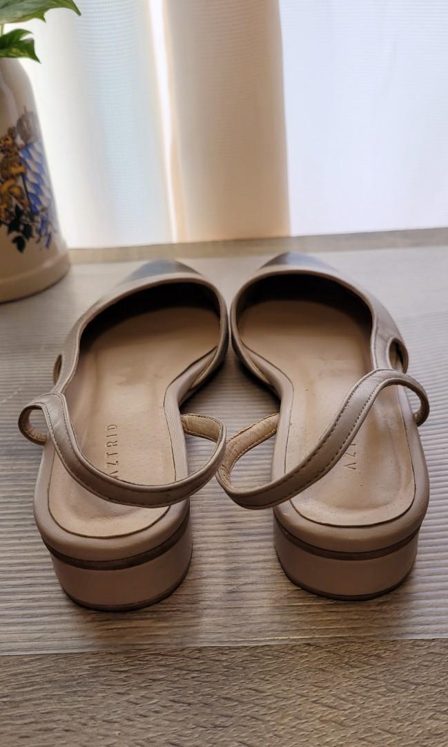 two toned slingback shoes