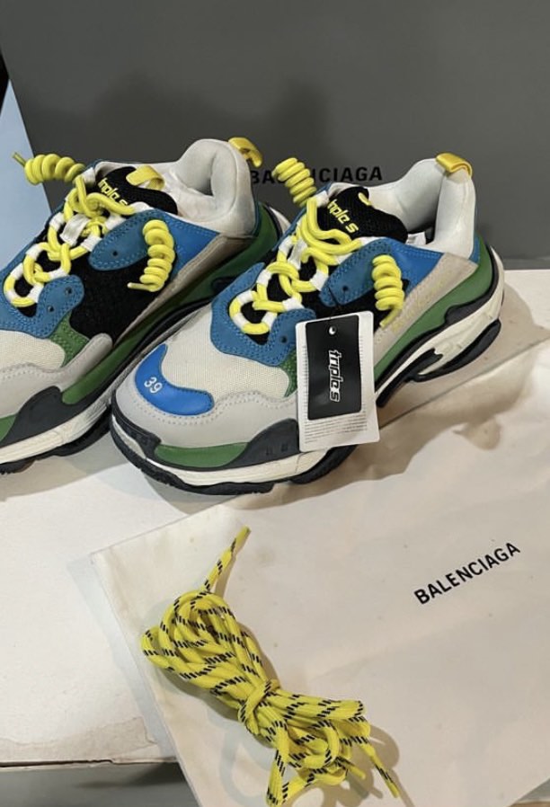 balenciaga triple s 39