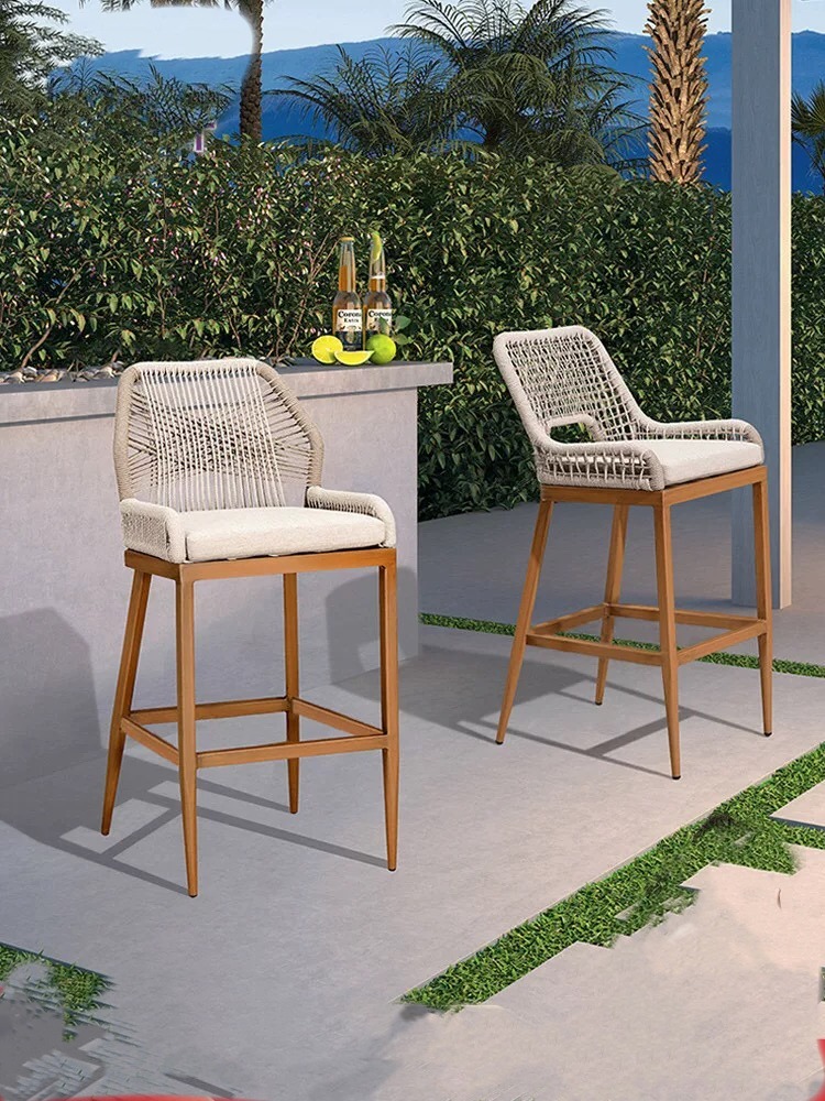 Bess Patio Bar Stool with Cushion, 傢俬＆家居, 戶外家具 Carousell