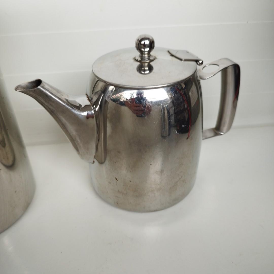 Beverage pitchers65074407223937112