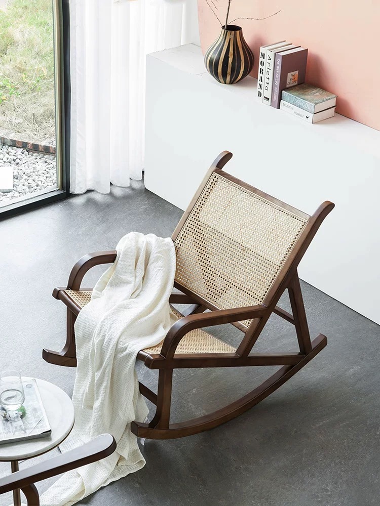 Cane Mesh Rocking Chair, 傢俬＆家居, 傢俬, 椅子 - Carousell