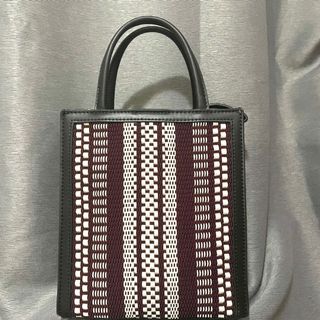 （分類：）位於 。 由 nabii22x 提交（商品編號 1189723670，圖片 1）。簡介： 。