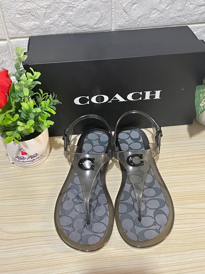 COACH Natalee Jelly Sandal Black Size 7, Women's Fashion, Footwear, Flats &  Sandals on Carousell