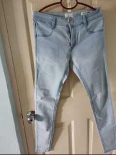 (Category: ) located in . Submitted by adriena47 (Listing ID 1189546810, Image 1). Description: .