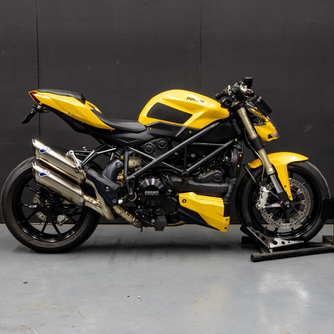 Ducati streetfighter store 848 yellow