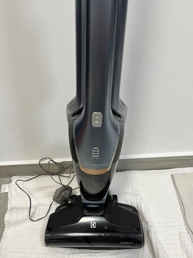 ELECTROLUX ZB3411 HANDSTICK VACUUM CLEANER (18V) 2IN1 ERGORAPIDO