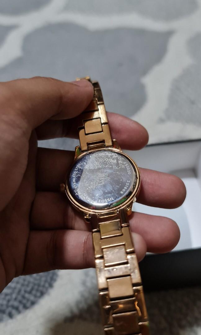 Fossil Women s Watch Luxury Watches on Carousell