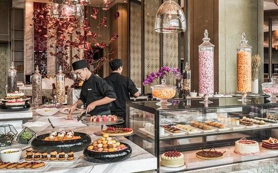 Four seasons hotel kuala lumpur Group dining buffet voucher ...