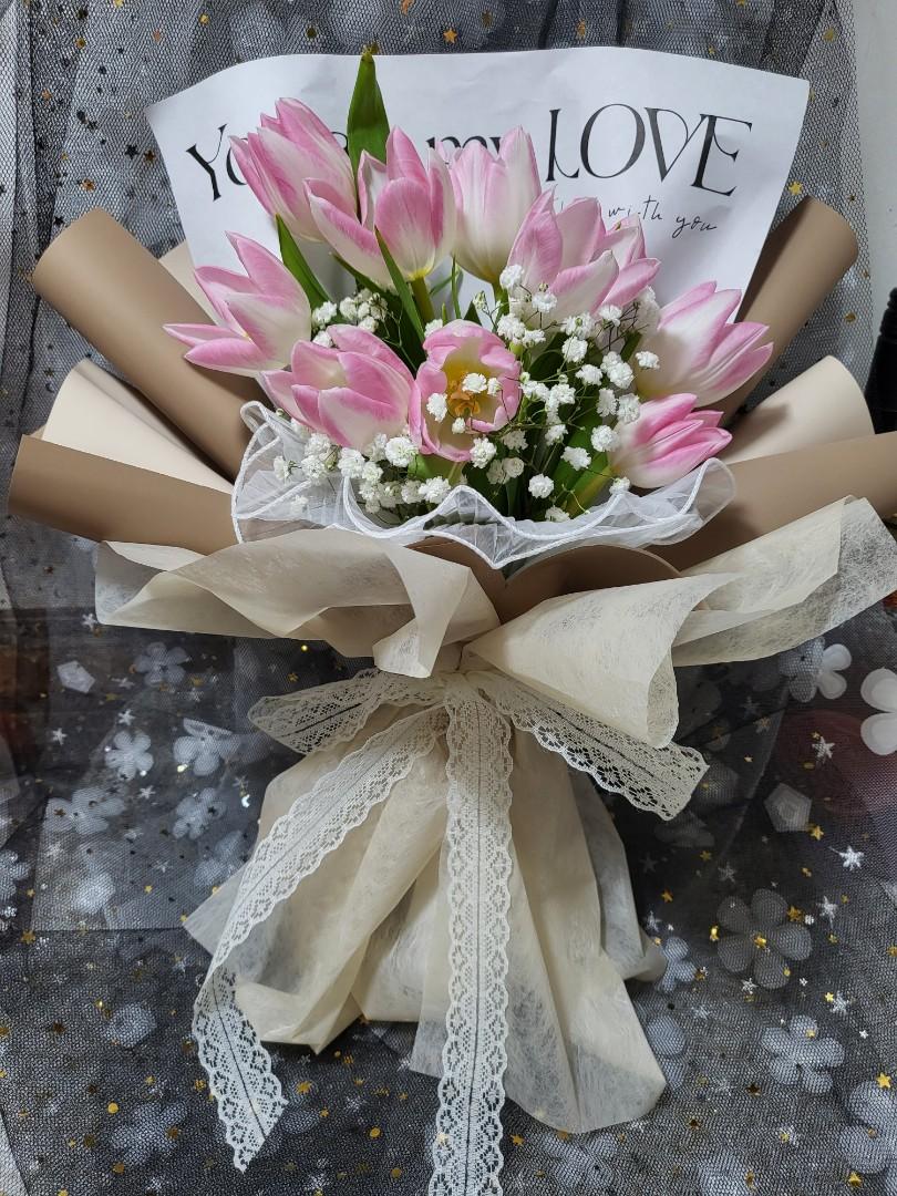 Fresh 10 stalks tulip with baby breath flower bouquet for your loved