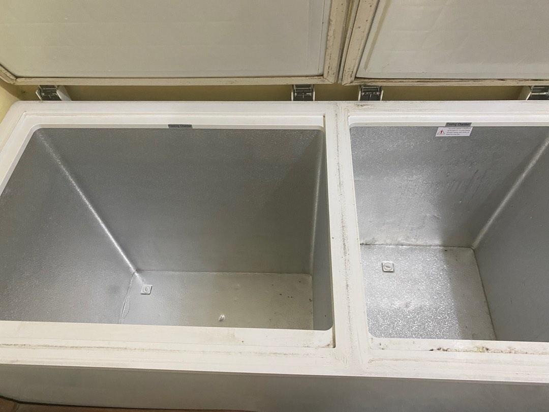 Fujidenzo Dual Compartment Solid Top Freezer & Chiller FRC105, TV