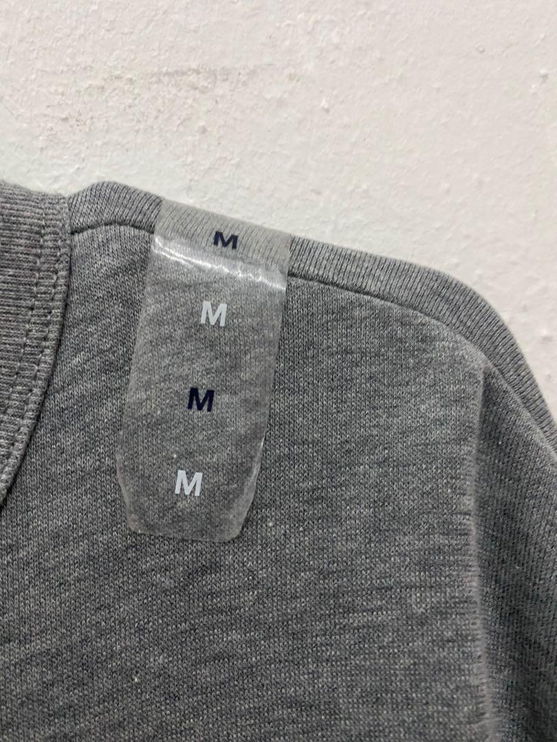 Gap (Category: Activewear) located in Rembau. Submitted by t.xhrah (Listing ID 1189578304, Image 3). Description: Beli untuk husband tp besar. Material best..