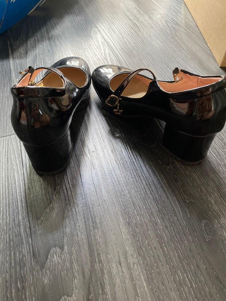 Girls shoe clearance size 32