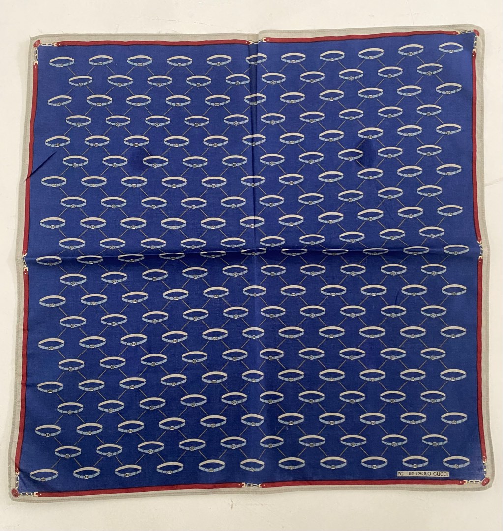 Gucci Scarf, Women's Fashion, Watches & Accessories, Scarves on Carousell