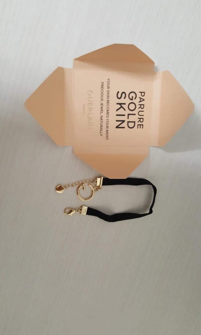 Guerlain bracelet top