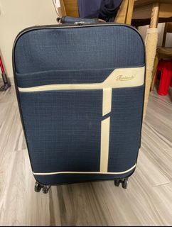 （分類：）位於 。 由 arnaleen20 提交（商品編號 1189674520，圖片 1）。簡介： 。