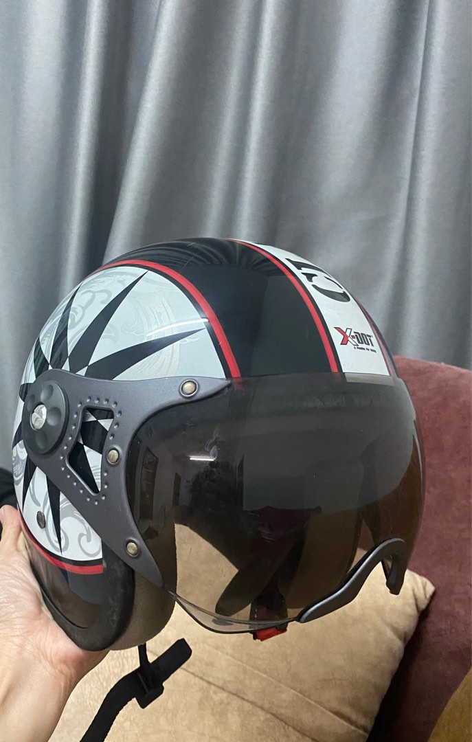 Classic vespa helmet on sale