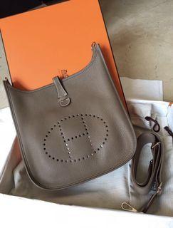 Hermés Evelyne III 29, Women's Fashion, Bags & Wallets, Cross-body Bags on  Carousell