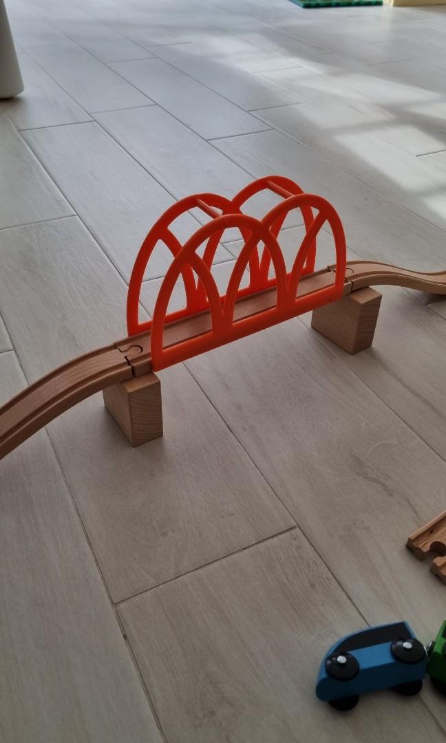 Ikea train bridge clearance
