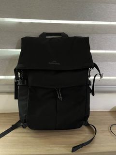 Kathmandu backpack singapore clearance