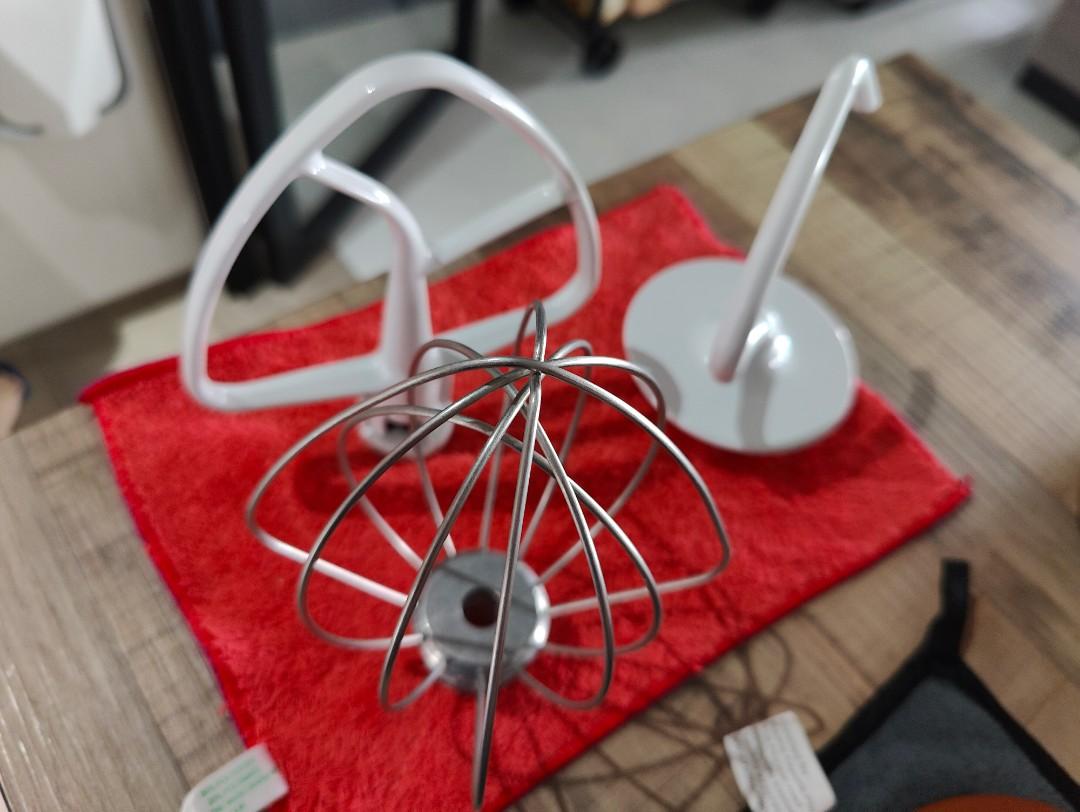 KitchenAid Artisan Stand Mixer 4.8L KSM125B, TV & Home Appliances