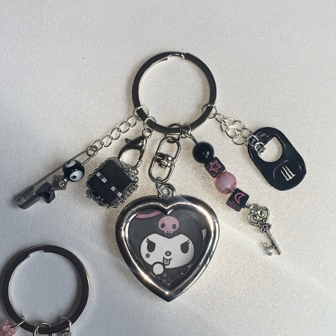 Kuromi beaded aesthetic keychains, Women's Fashion, Jewelry & Organisers, Accessory holder, box